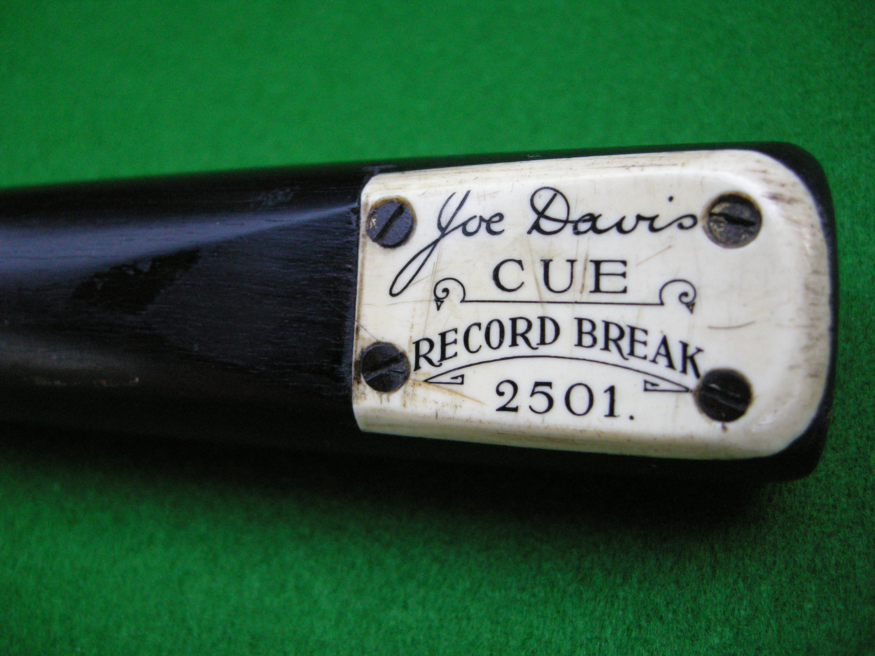 Joe Davis 2501 Billiards Break